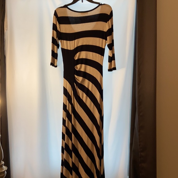 Calvin Klein Maxi Dress like new! Tan/Navy - Picture 3 of 3
